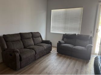 Couch set