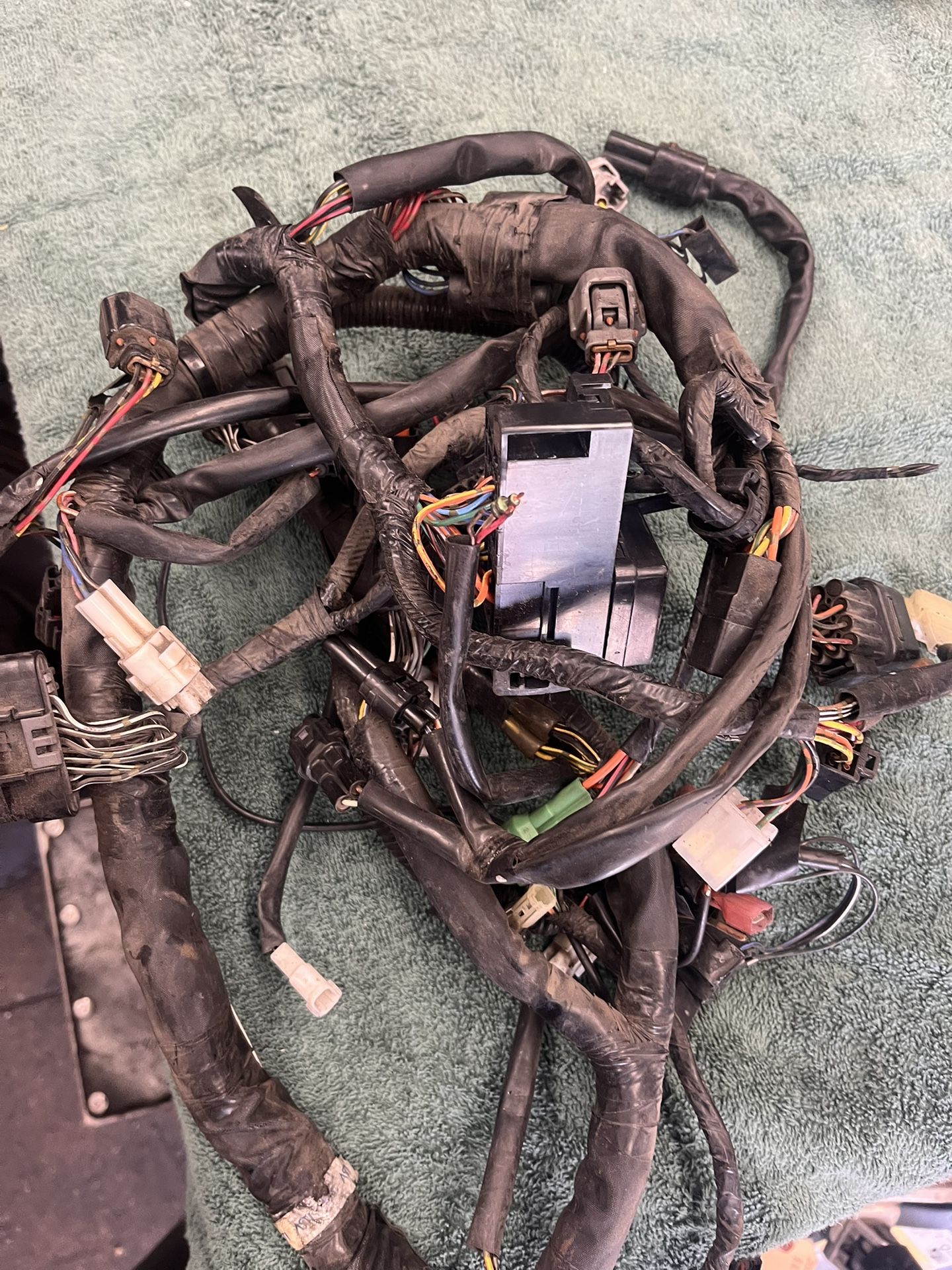 SVF650 Wiring harness 2013 Suzuki Gladius 36610.44HD0