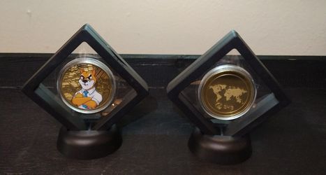 Wholesale Lot 10 Shibcoin Dogekiller Collector Coins. Gold Plated With Free Display Stand