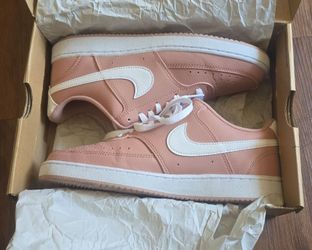 Nike womans size 8.5