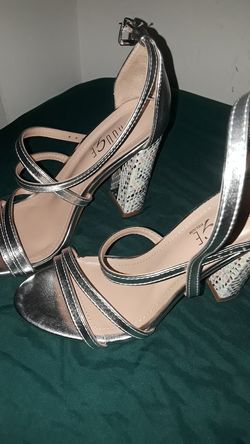 High heels shoes