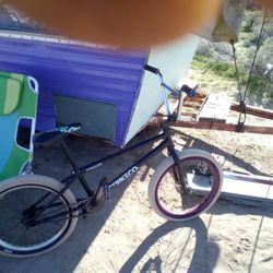2009eddie Cleveland Fit Bmx Premium Handle Bars,Grips,and Tires This Is A Complete Fit BMX Bike Ready To Ride
