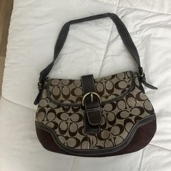 Fake Vintage Coach Purse 