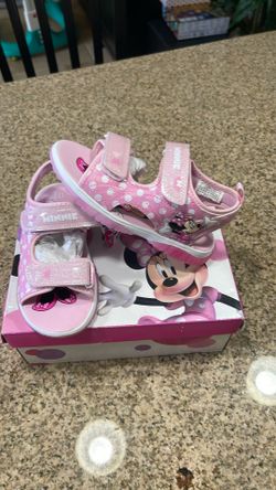 Disney Minnie light up sandals