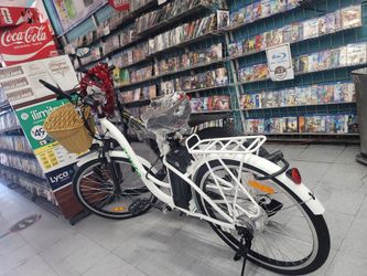 Bicicleta Electrica fuera de la caja