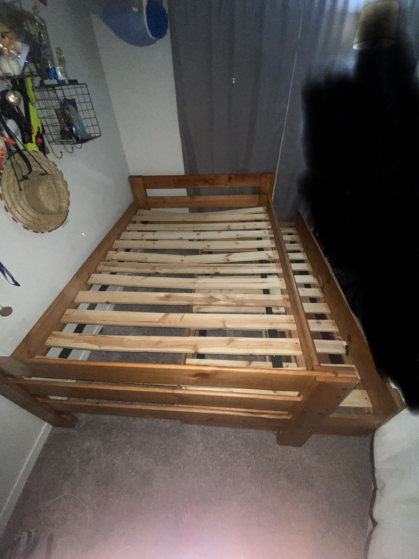 Full Wooden Bed Frame With Twin Trundle