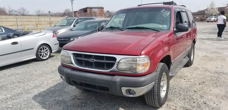 1999 Ford Explorer