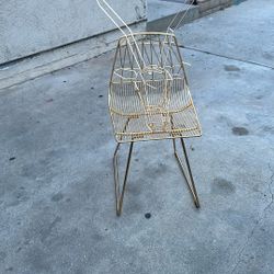 Golden Chair Whit Deer 