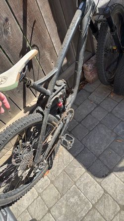 Downhill mountain bike