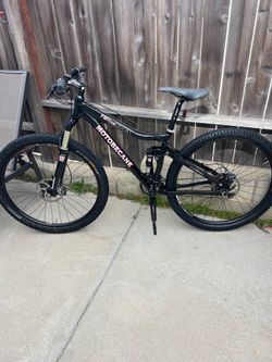 Motobecane Fantom 29 Mountain Bike