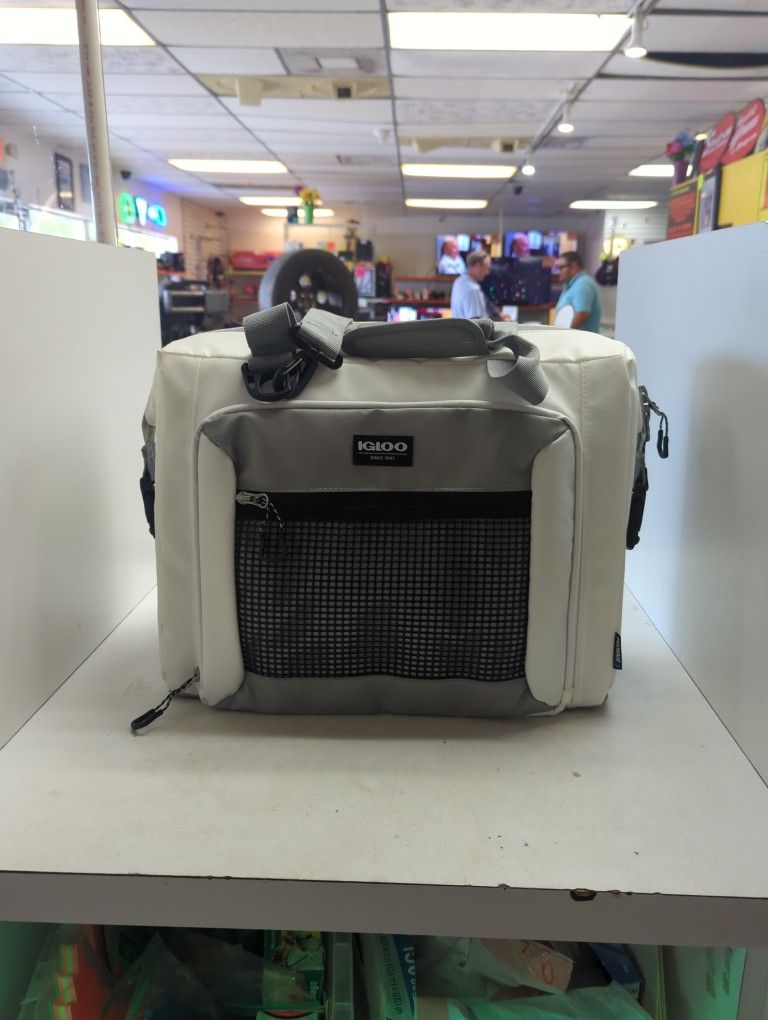 Igloo Marine Elite HLC 28 Can Cooler