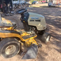 Cub Cadet Riding Mower 46'