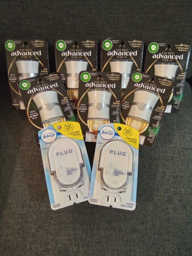 7 Air Wick & 2 Febreze Warmers (9 Total) - NO OILS, Warmers Only