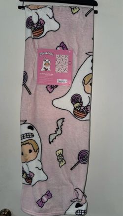 Munchhichi Halloween blanket