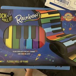 BRAND NEW SEALED MUKIKIM Rock and Roll It  Roll-Up Piano-Rainbow