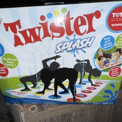 Brand New Never Used Twister Splash Pad