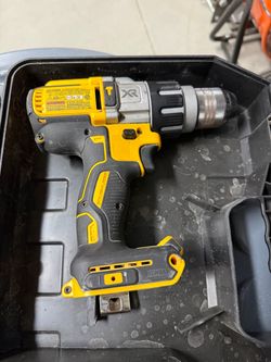 DeWalt DCD996 XR Brushless Hammer Drill