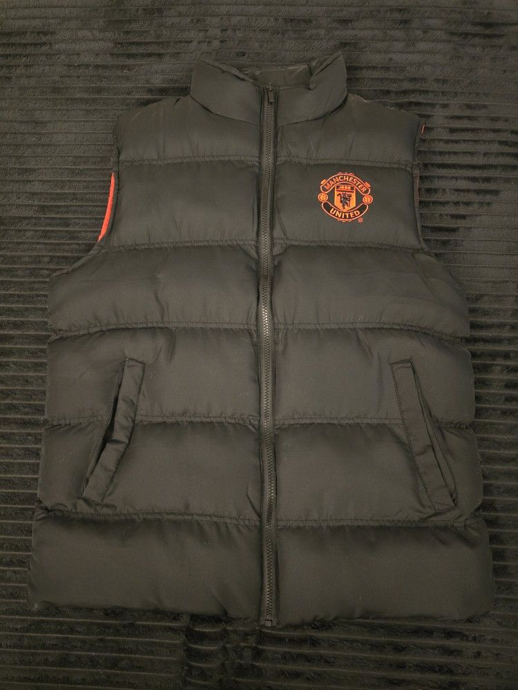 Manchester United Puffer Vest (Medium)