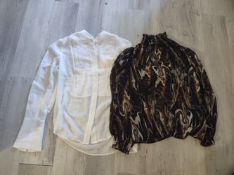 Never worn banana Republic XS blouse set