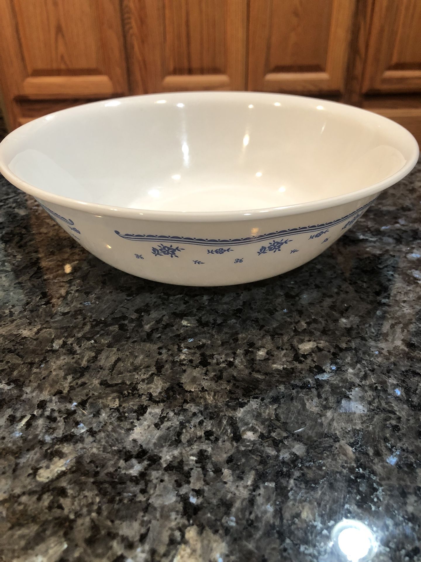 Vintage Corelle Morning Blue Pattern Serving Bowl. Size 8 1/2 inches . Preowned Excellent Condition