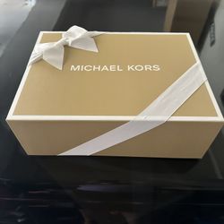 Michael Kors MK Gift Box 19x15x8