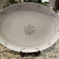 Vintage Mikasa Narumi Fine China Oval Platter16.5 in X 12.5 in