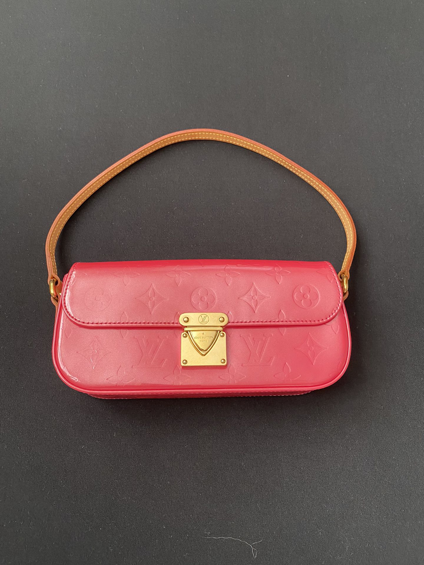 Louis Vuitton Vernis Reade PM for Sale in Hicksville, NY - OfferUp
