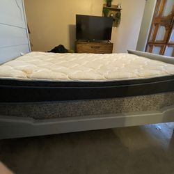 FREE Full Size Mattress And Box Spring 