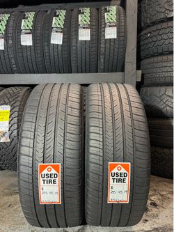 (2) 255/45/19 Michelin