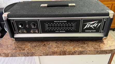 Peavey 260C Monitor Amp Head with 9 band EQ