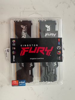 2x32GB RAM Kingston Fury