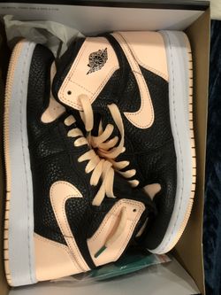 6Y Jordan 1’s w box