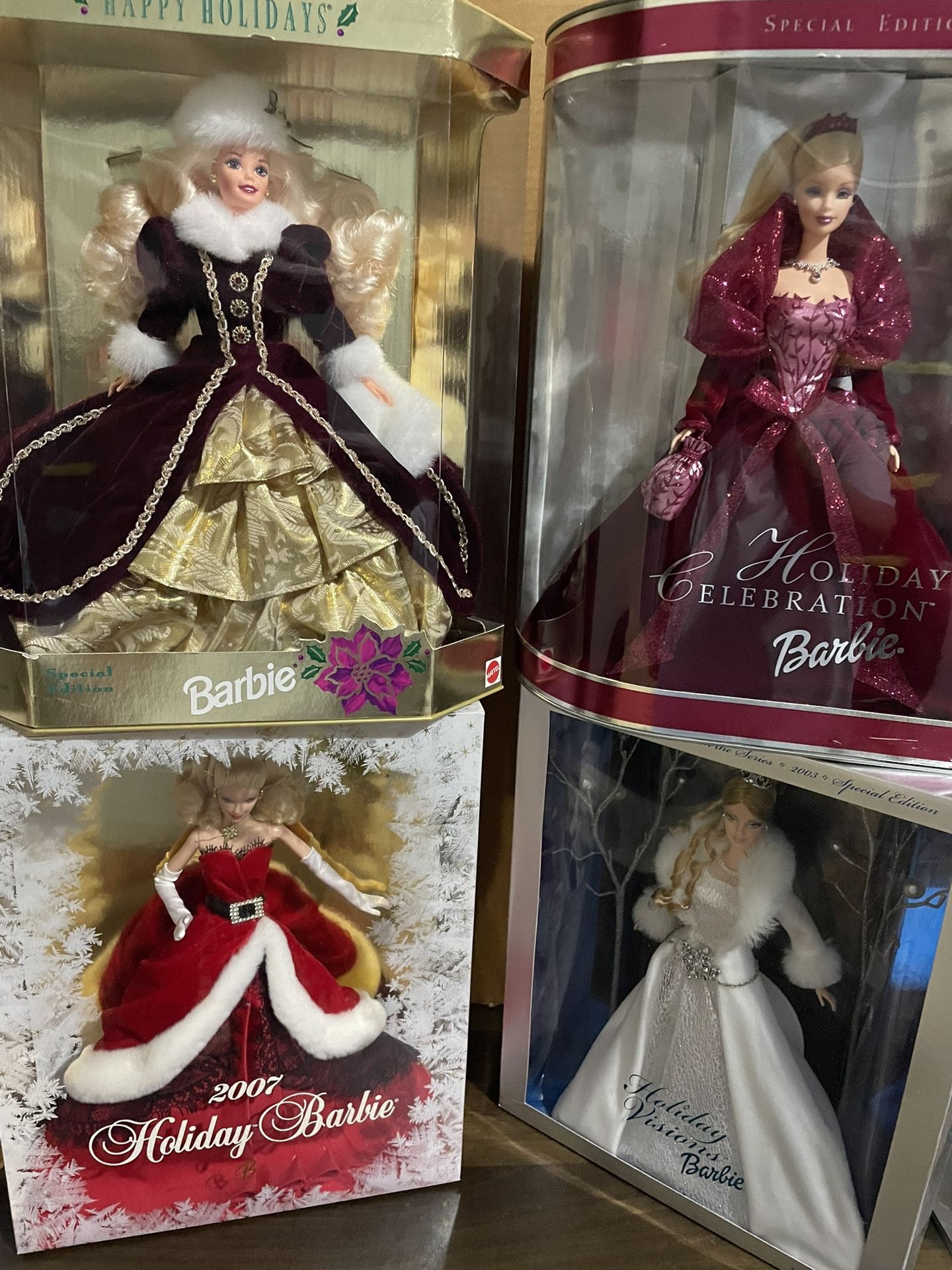 7 Lot Of Happy Holidays Barbie
