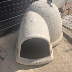 Petmate Indigo Dog House 