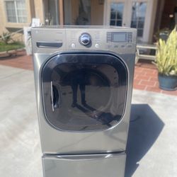 LG dryer gas heavy duty super capacity good condition delivery and installation available 