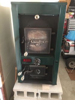 Clayton 1602m Wood Stove for Sale in Carleton, MI - OfferUp