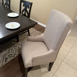 Kane’s Furniture Dining Table w/8 Chairs