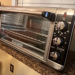 BLACK+DECKER 8-Slice Extra-Wide Convection Toaster Oven, Stainless