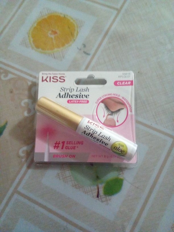 Eyelashes Glue