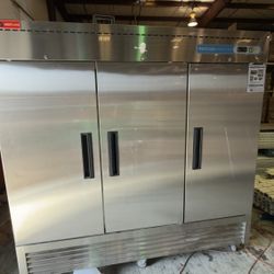 3 Solid Doors  Westlake Brand Congelador De 3.puertas