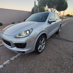 2018 Porsche Cayenne Base AWD