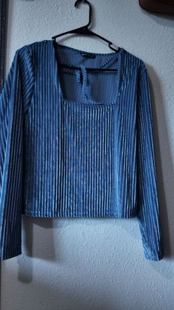 SHEIN Blue Velvet Ribbed Crop Top