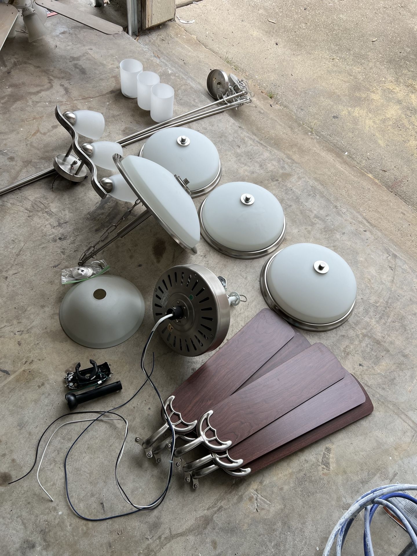 House Lights / Ceiling Fan / Lamp Set