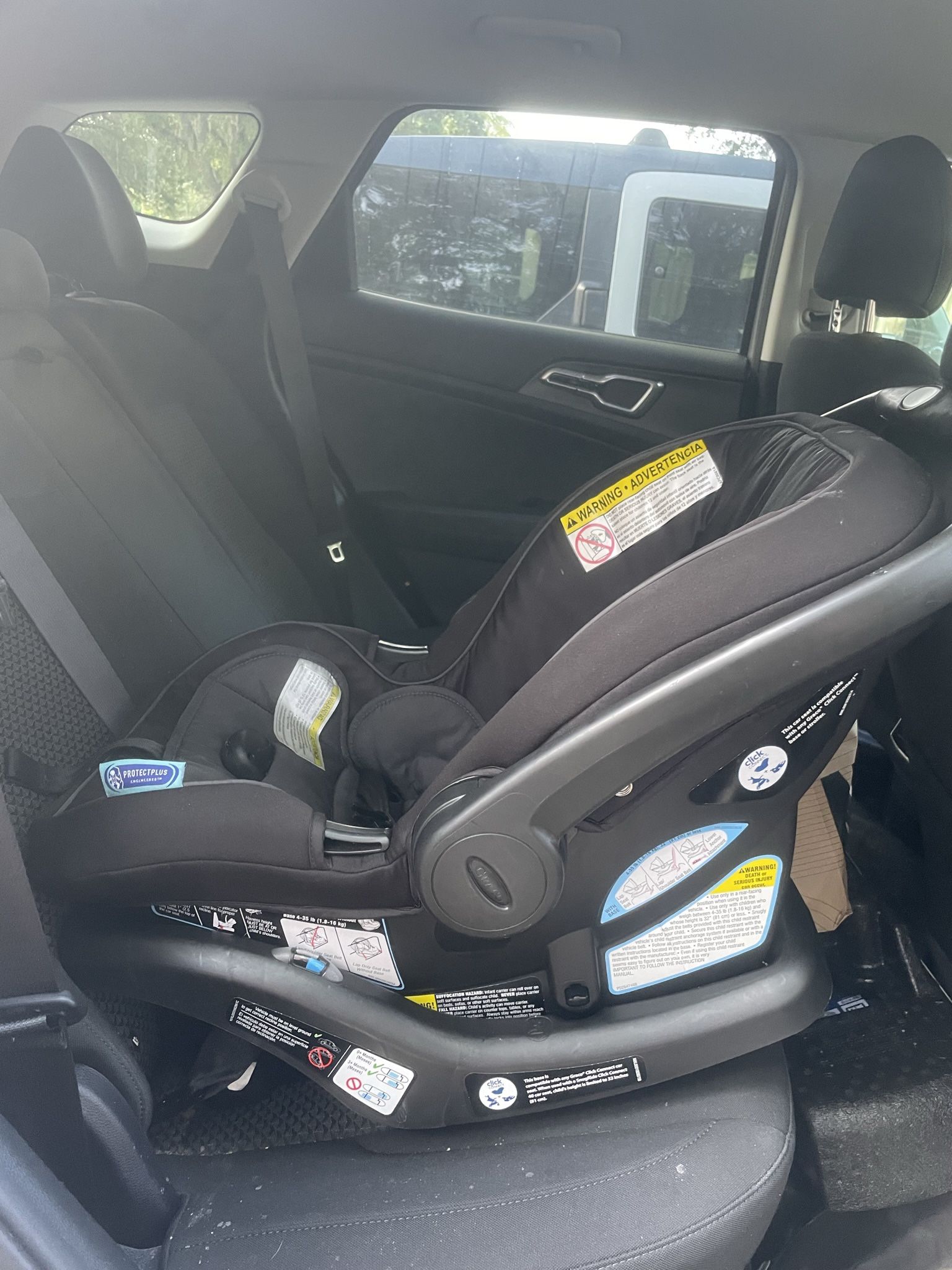 Graco Car Seat W/ Base & Mirror