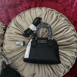 Guess Mini  New 