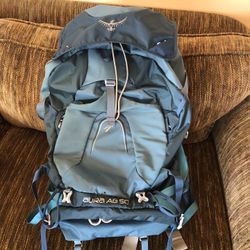 Overnight hiking backpack