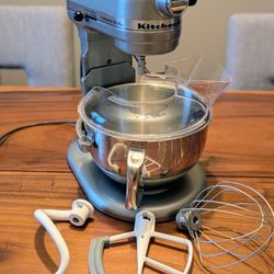 KitchenAid Professional 550 Plus 5.5 qt Bowl Lift Stand Mixer