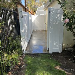 Vinyl Fence And Gates