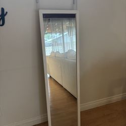 Hanging mirror door H47.5xW13.5 inches