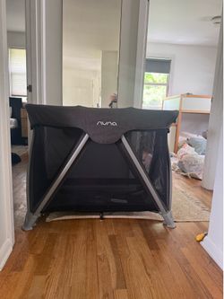 Nuna cove aire travel crib